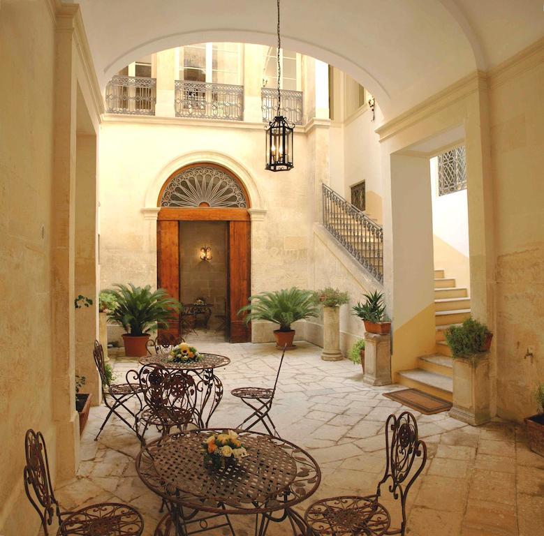 Antico Belvedere B&B Lecce Exteriör bild